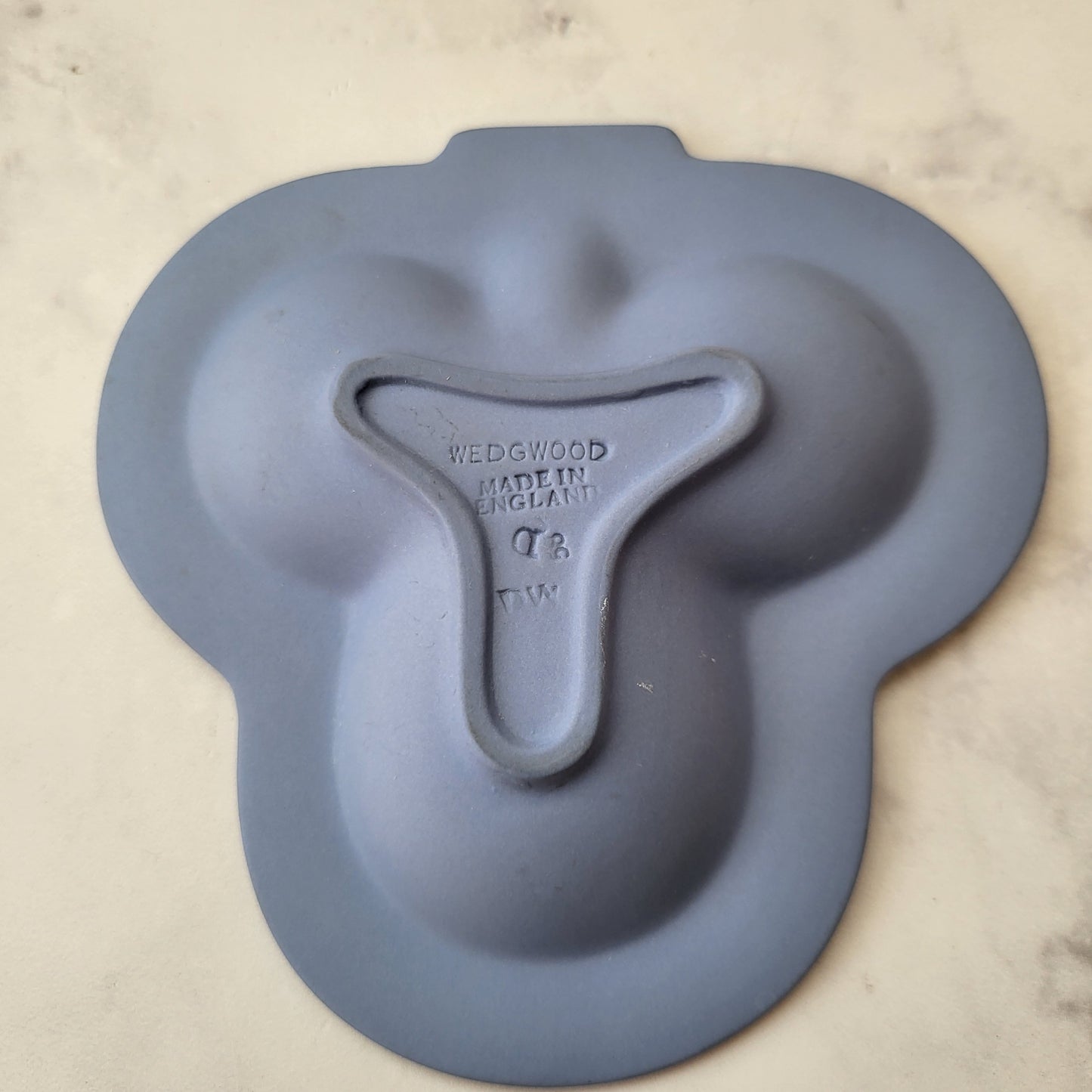 Vintage Wedgwood Blue Jasperware Clover Dish