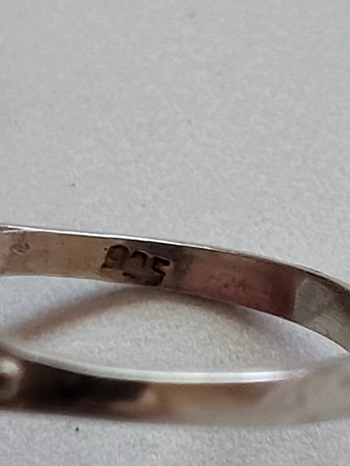 Vintage 925 Sterling Silver Pink Heart Filigree Ring