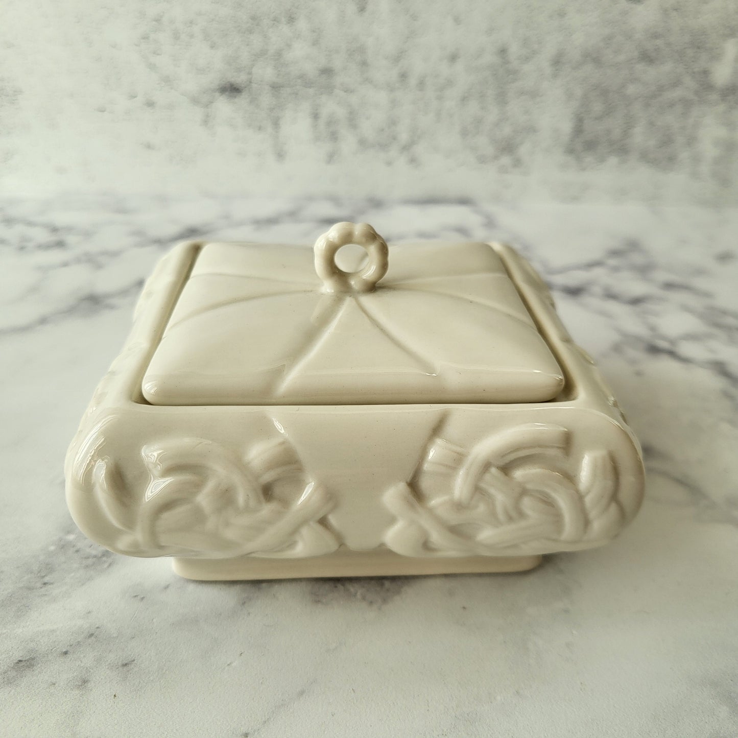 Shabby Chic Fine Parian Porcelain Trinket Box