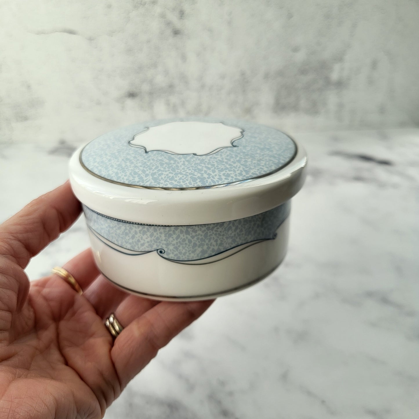 Wedgwood Round Lidded Trinket Jewelry Box