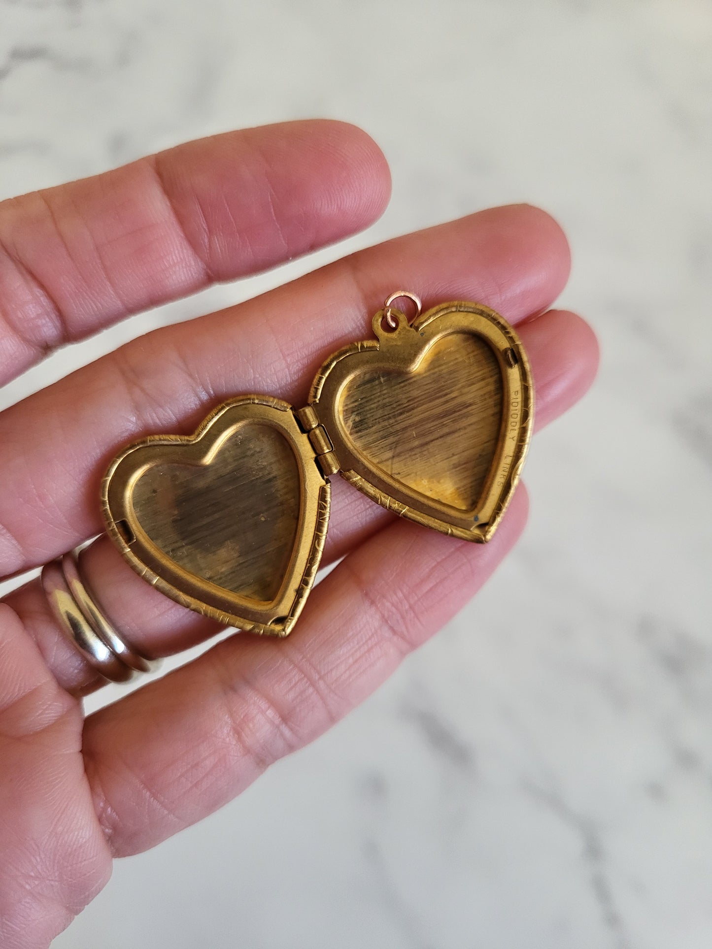 Vintage Gold Toned Etched Heart Locket