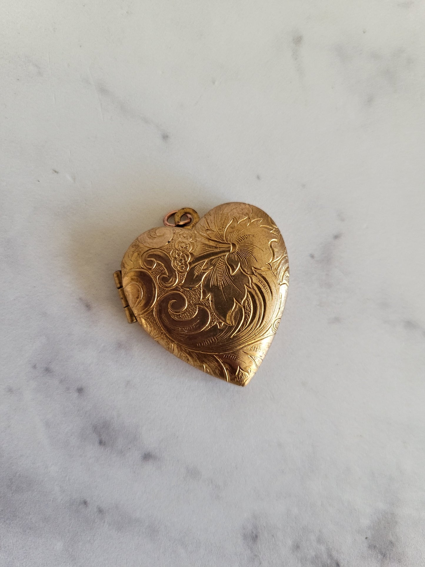Vintage Gold Toned Etched Heart Locket