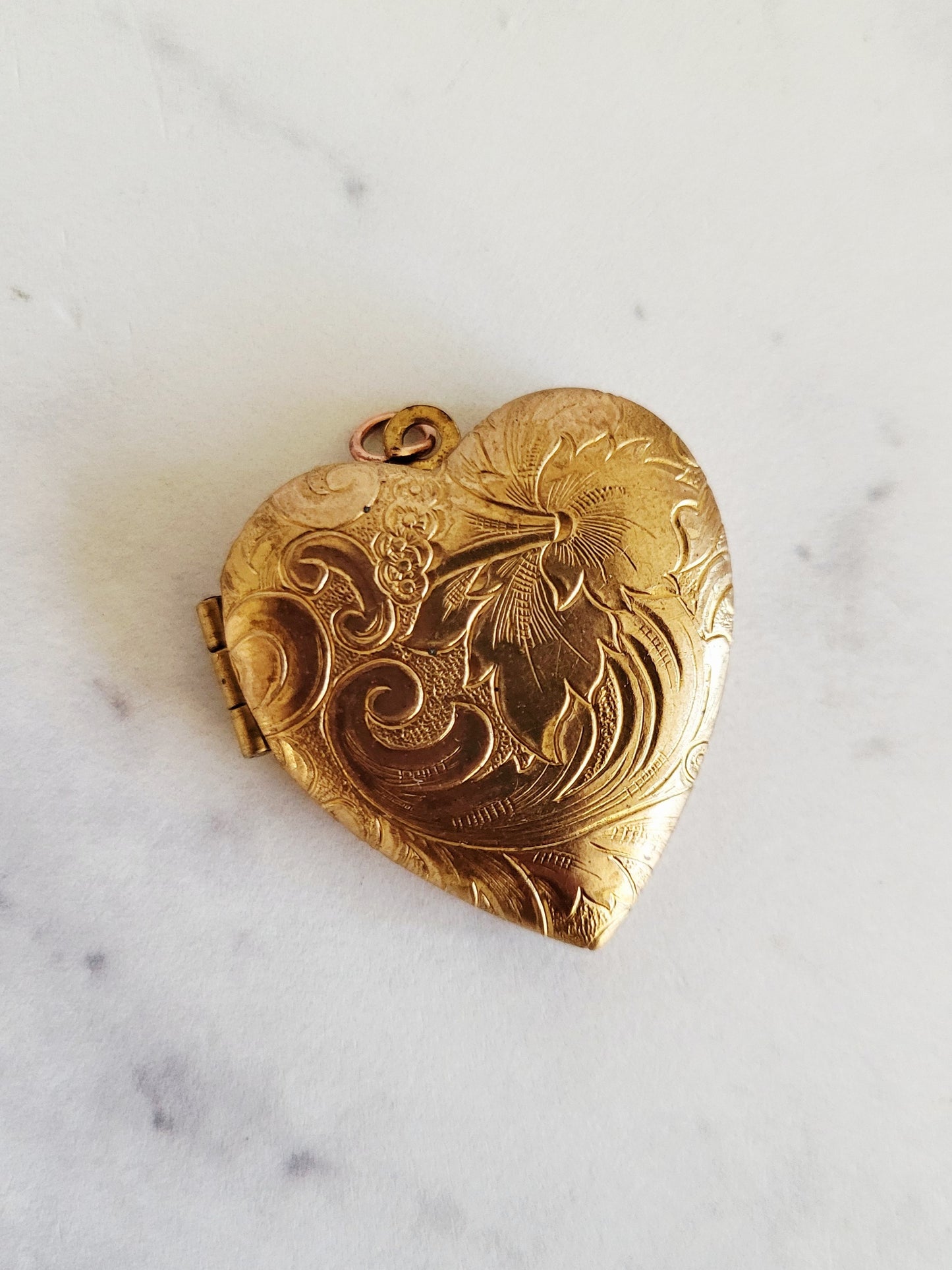 Vintage Gold Toned Etched Heart Locket