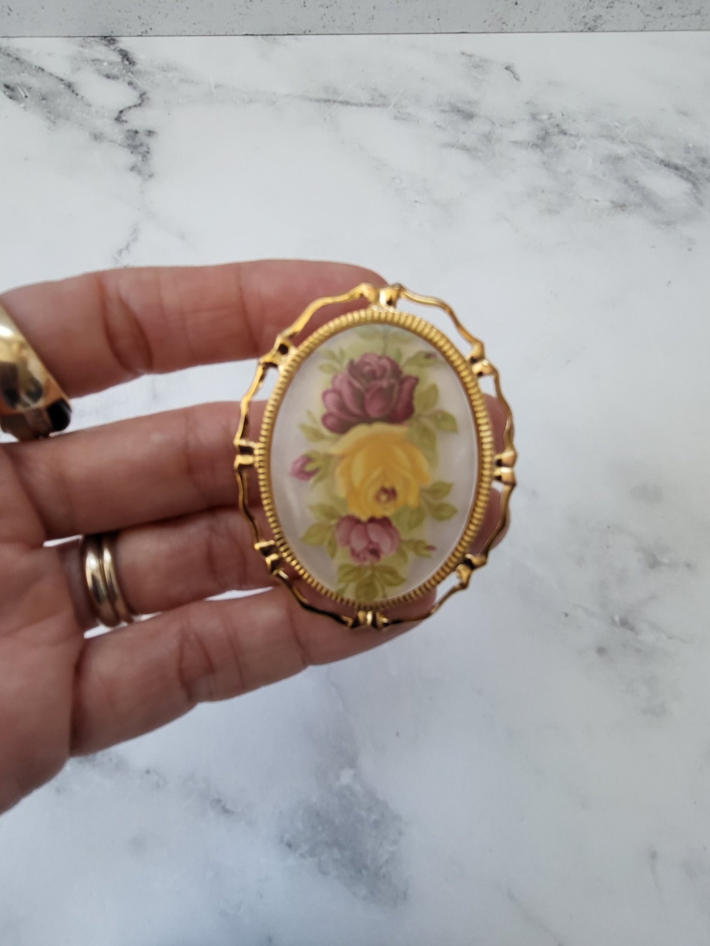 Vintage Floral Scarf Clip Pendant