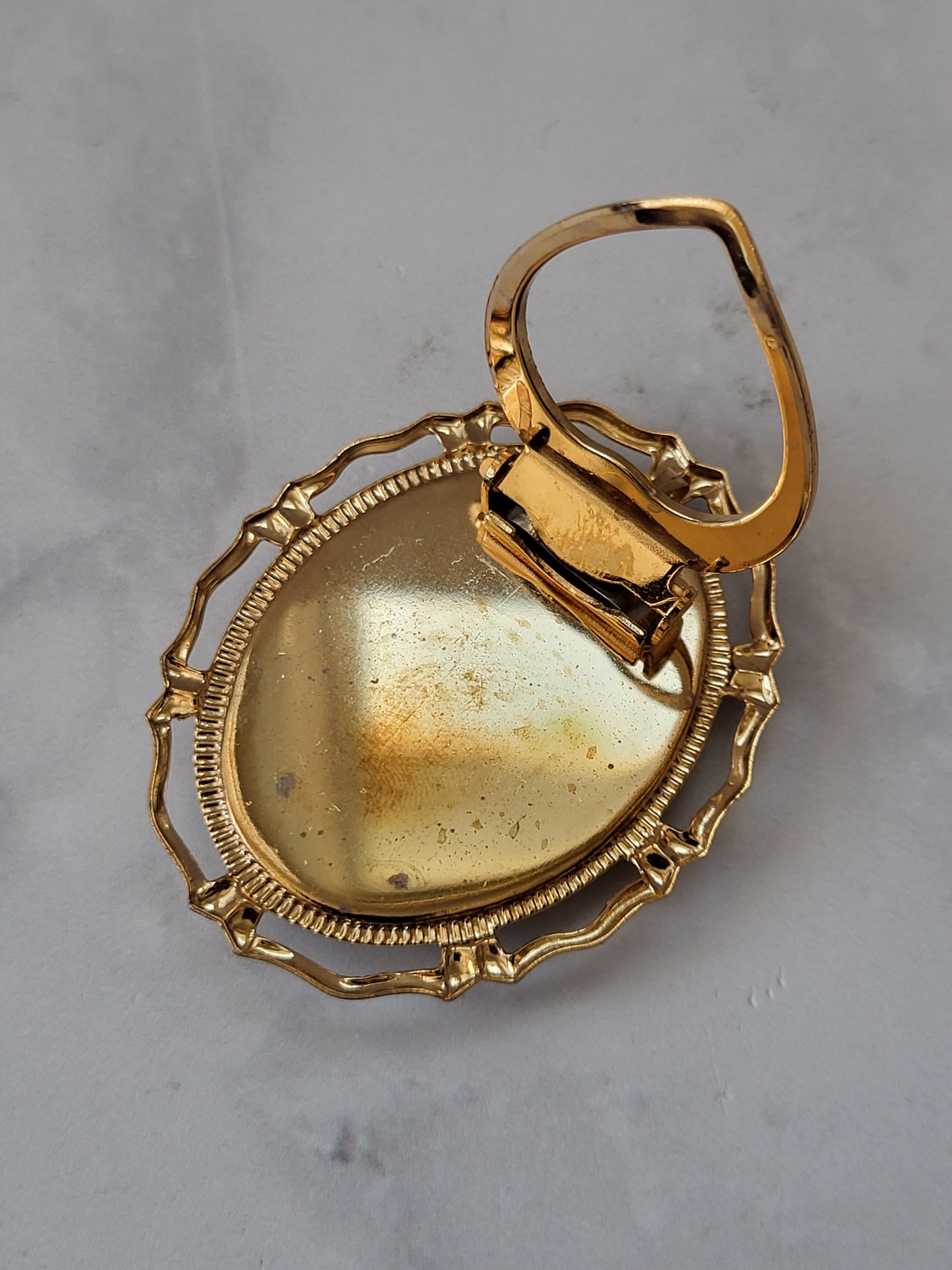 Vintage Floral Scarf Clip Pendant