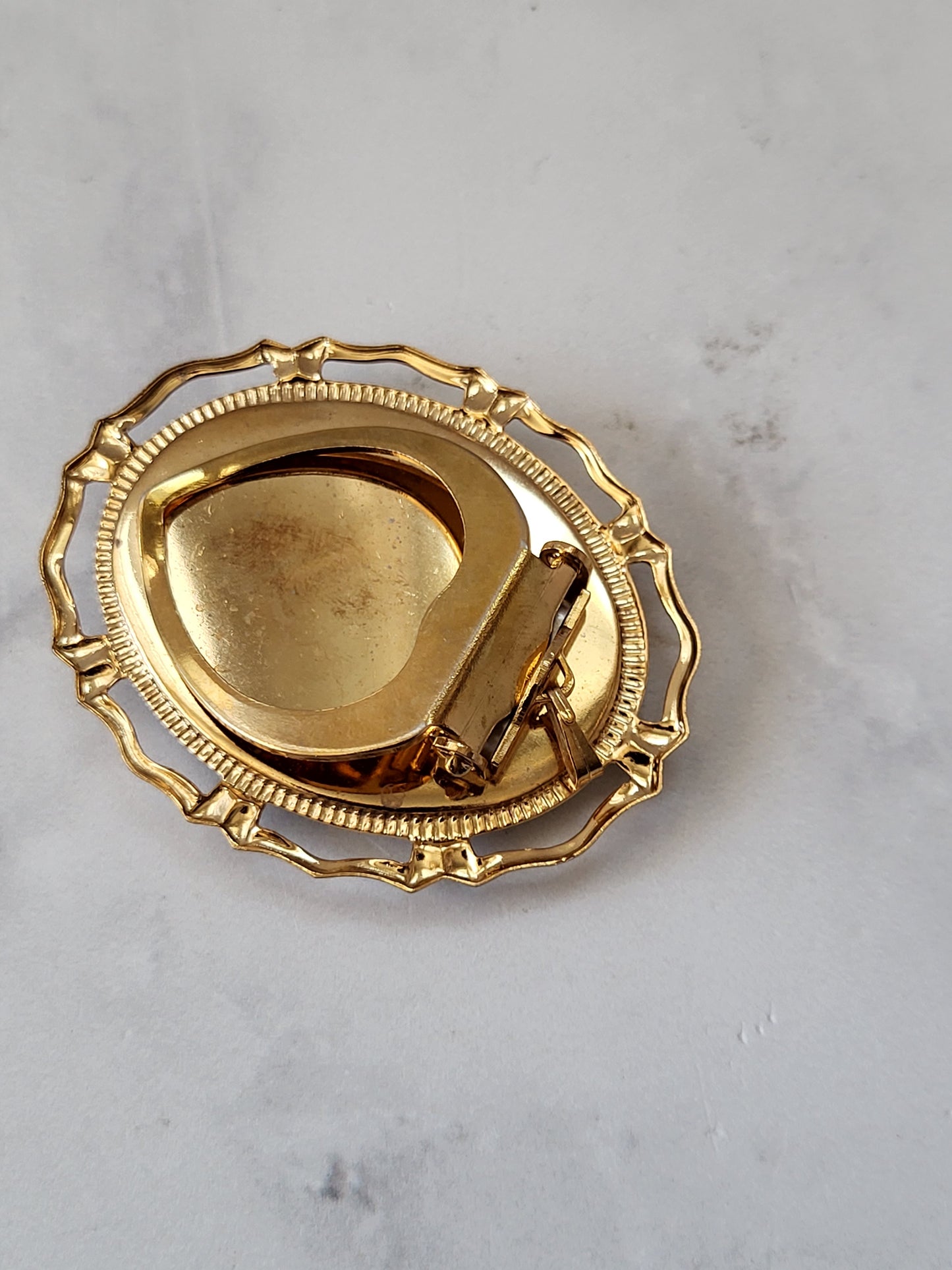 Vintage Floral Scarf Clip Pendant