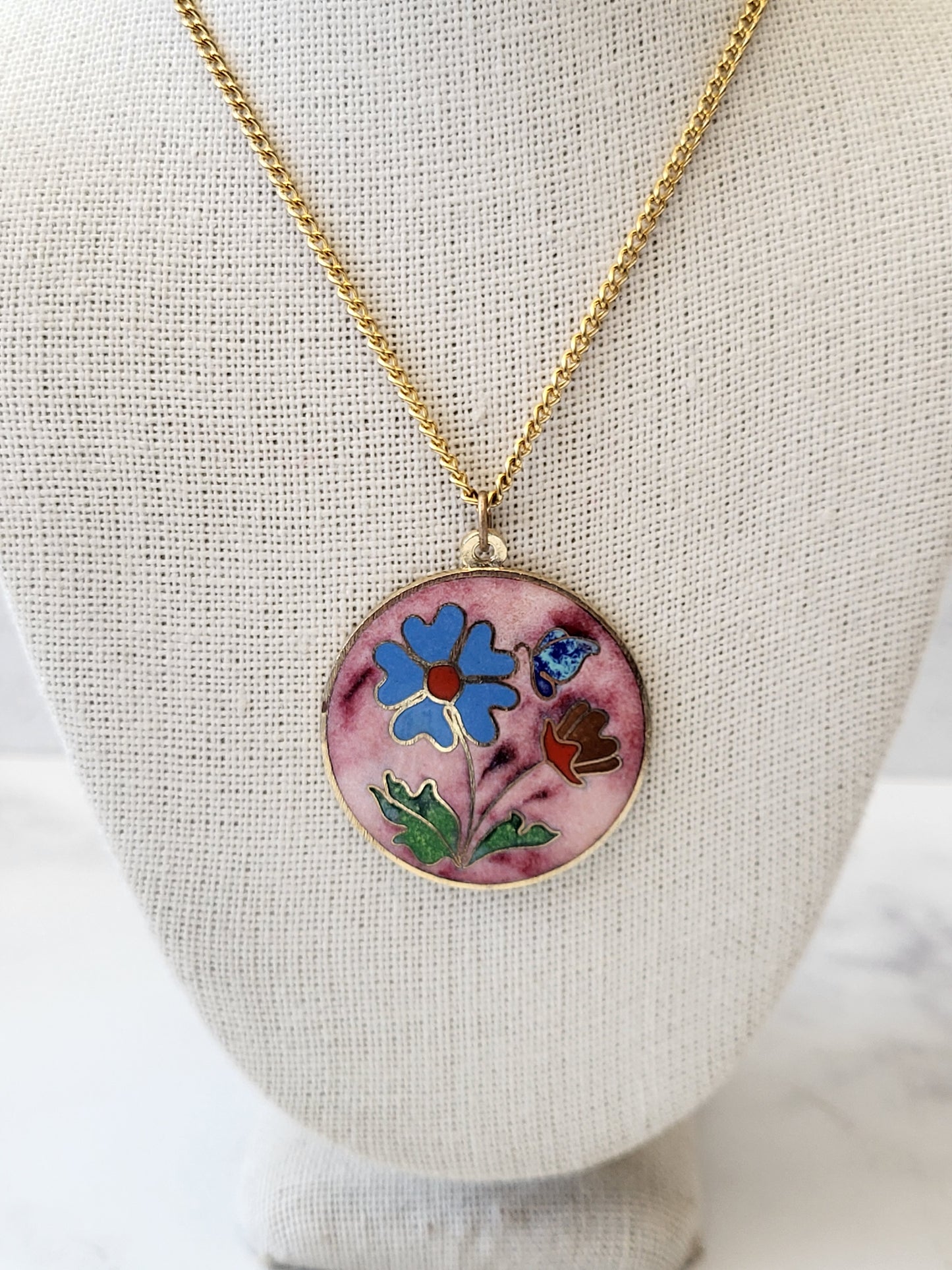 Vintage Cloisonne Floral Pendant Necklace with 24" Chain