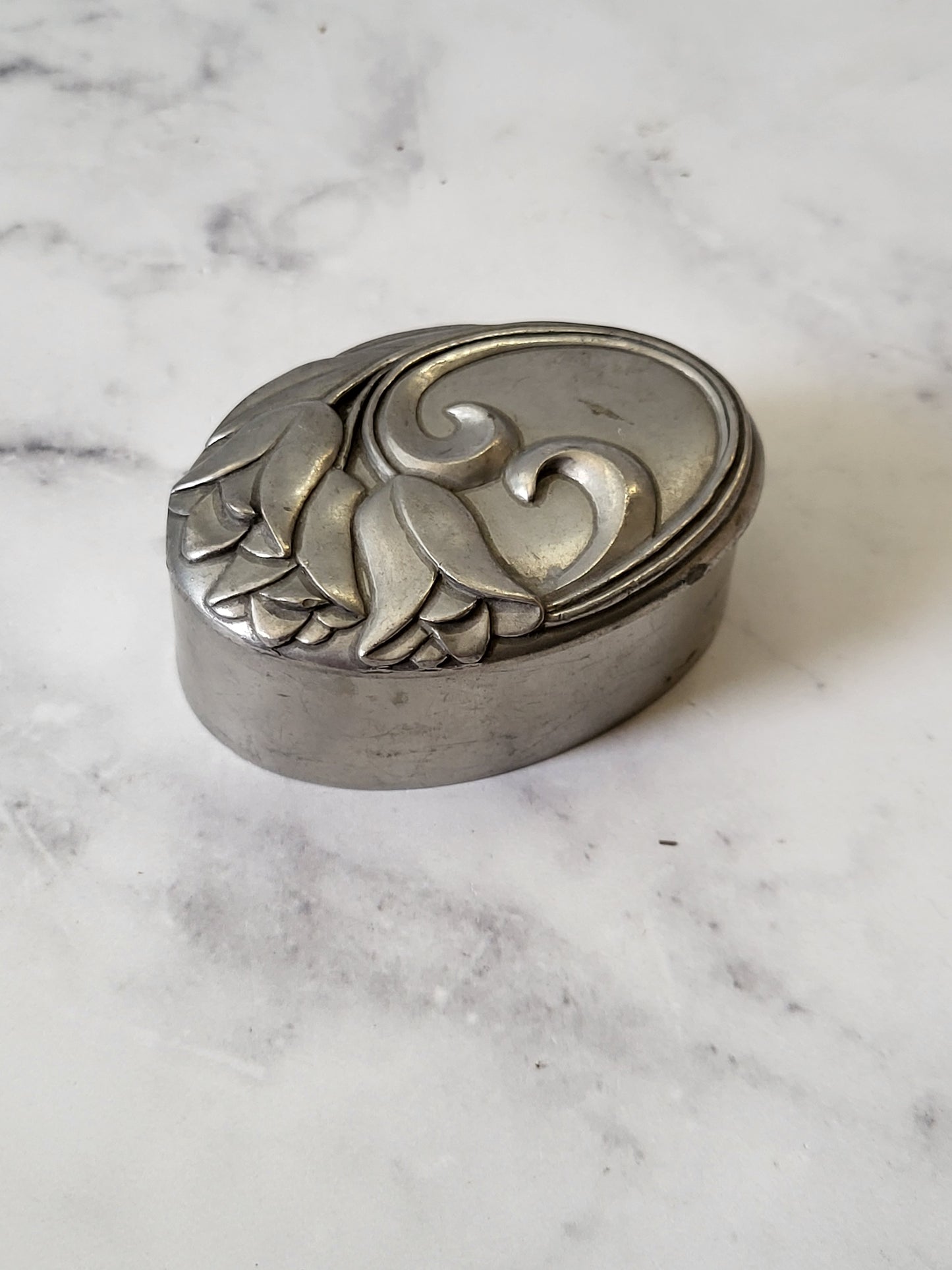Vintage 1987 Seagull Pewter Iris Trinket Box
