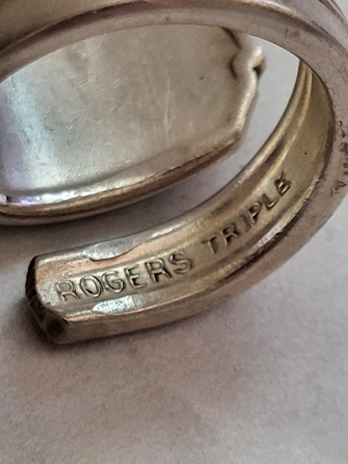 Vintage Rogers Triple Oneida Ltd. 1936 Silverplate Spoon Ring