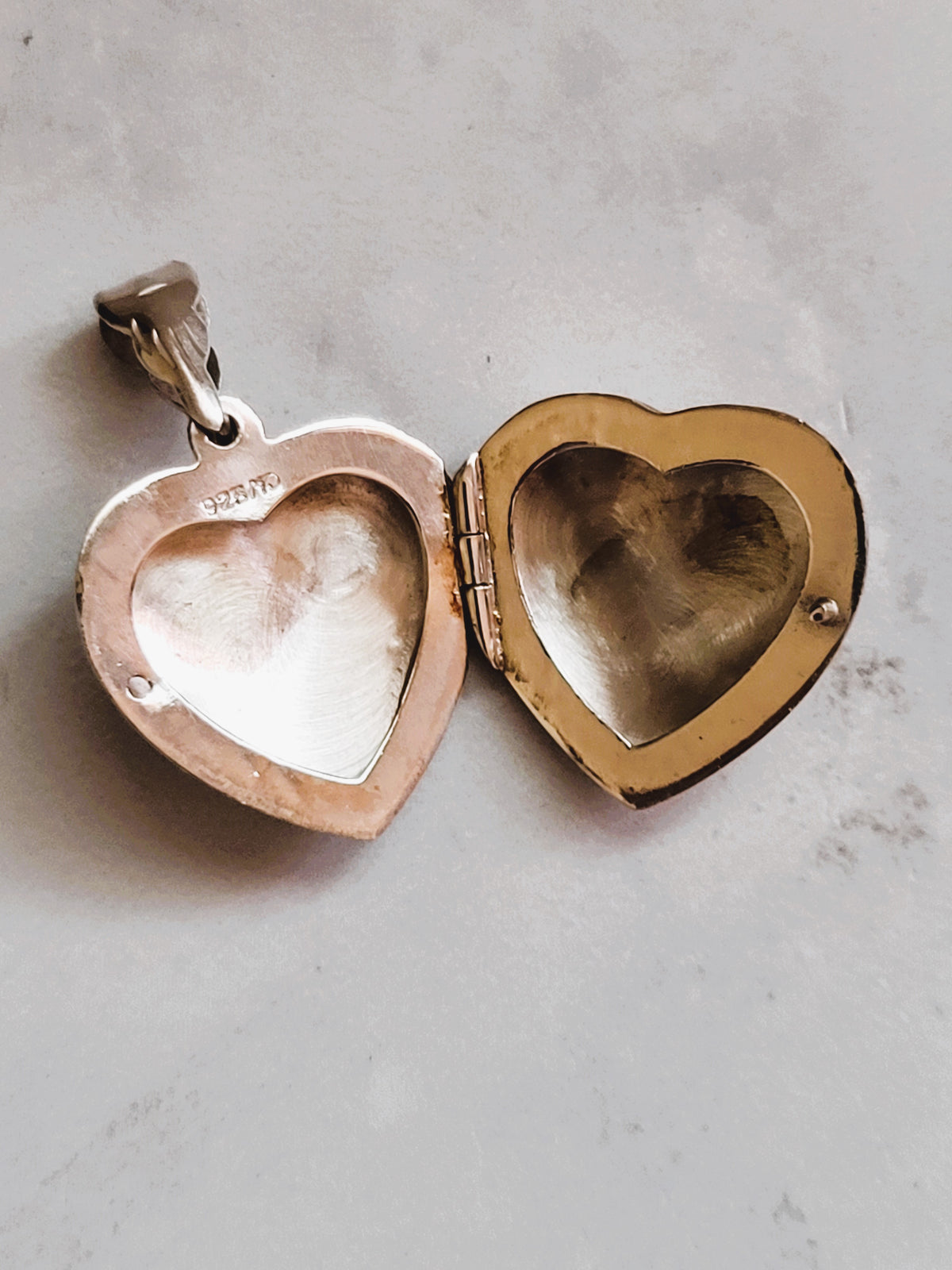 Vintage Marsala 925 Sterling Silver Engraved Heart Locket