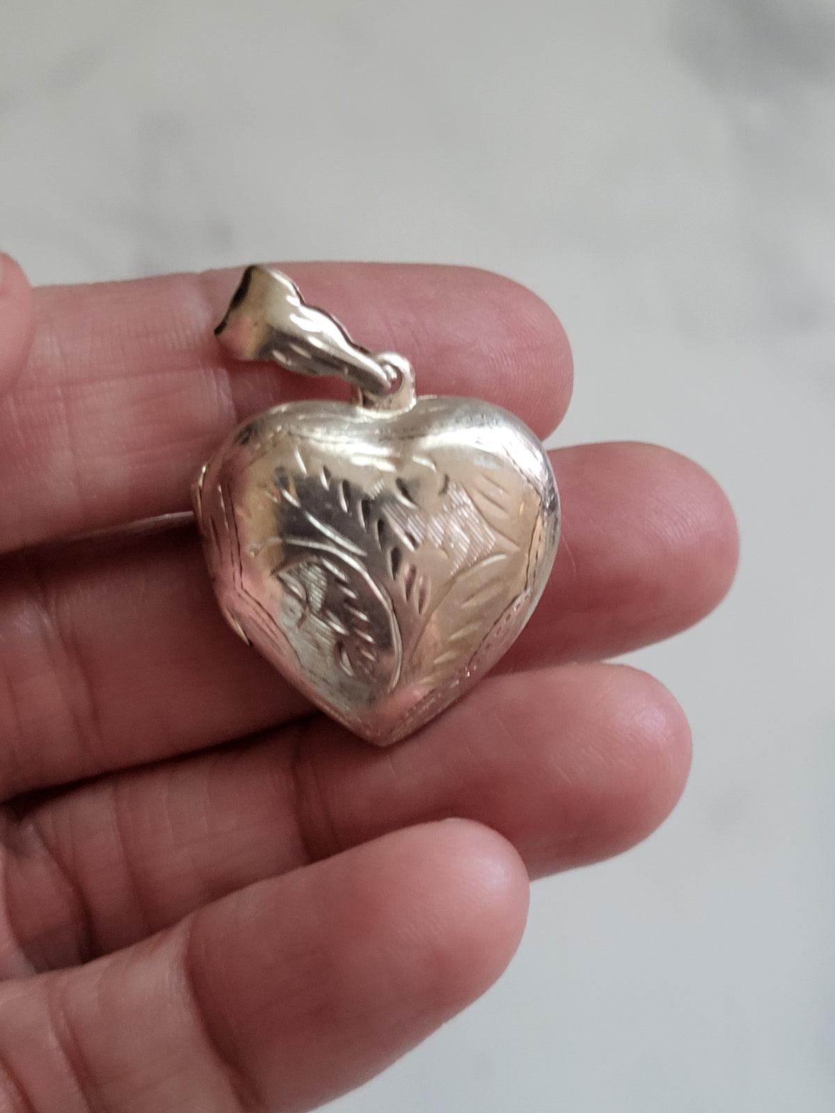 Vintage Marsala 925 Sterling Silver Engraved Heart Locket